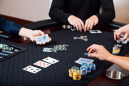 ポーカー初心者のための戦略ガイド
